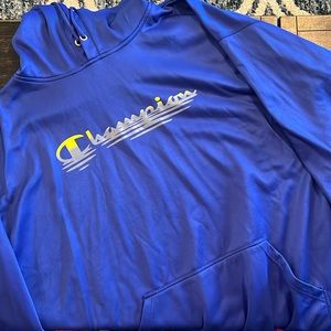 Blue men’s champion hoodie